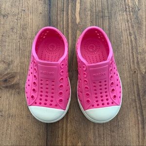 Native Toddler Girl Shoes Size 5